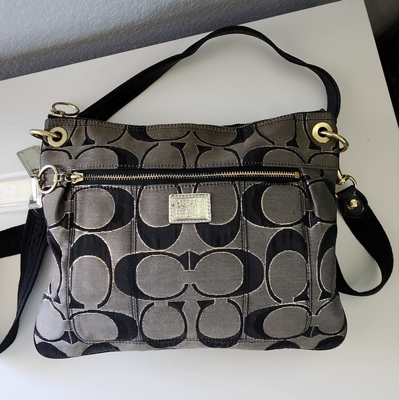 Coach Poppy Signature Hippie Bag - Picture 7 of 14